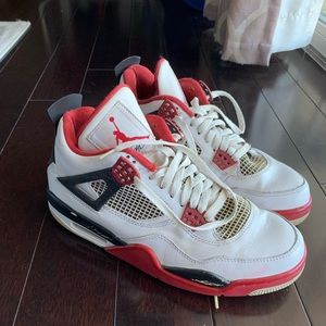 Air Jordan 4 Fire Red Retro 2012